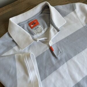 Nike Men's Small Grey White Striped‎ Short Sleeve Polo Shirt Top